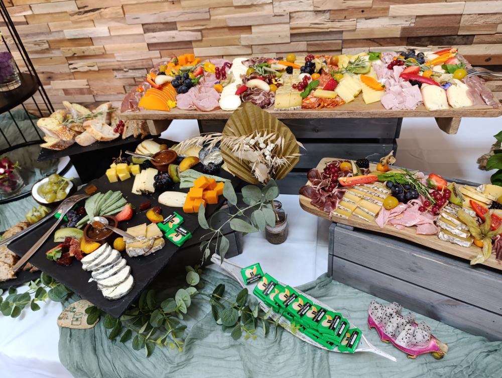 Scénographie de buffet à Saint-Michel-Chef-Chef